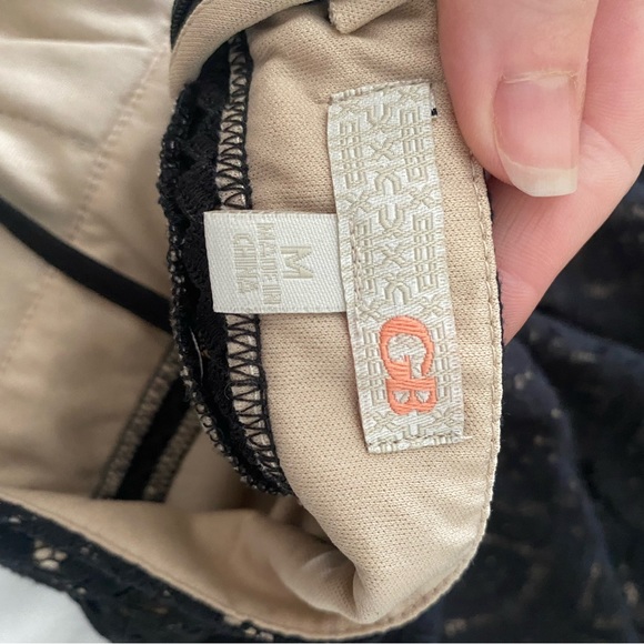 GIANNI BINI black and nude lace halter mini dress - Picture 3 of 6